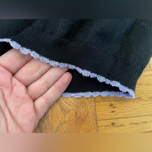 Saint+Sofia Scalloped Edge Crew Neck Sweater, Black and Purple, Women’s M, NWT - Picture 4 of 14